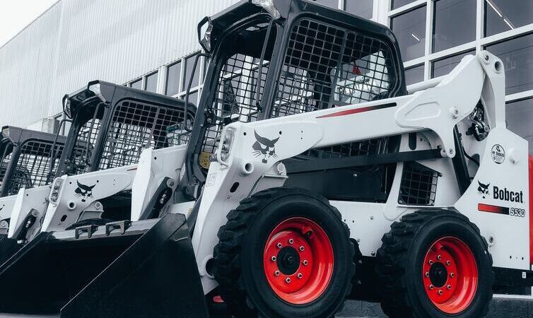 Надали менеджерам відділу продажів компанії Bobcat Service гарячих лідів, сегментувавши змішану базу