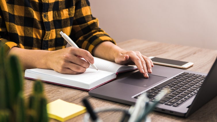 Как мы автоматизировали процесс приглашения на мастер-классы для продюсерского центра